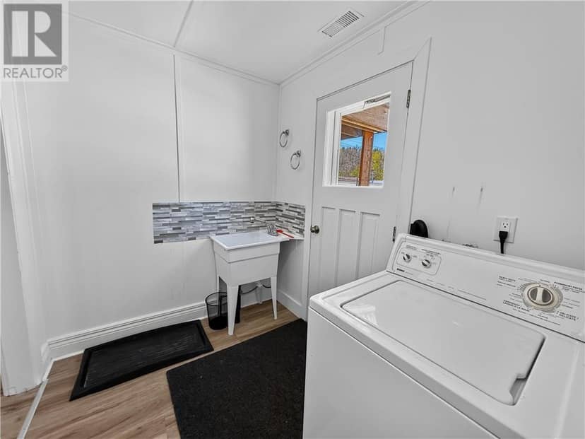 4 Eleanor Street — photo 40 of 40