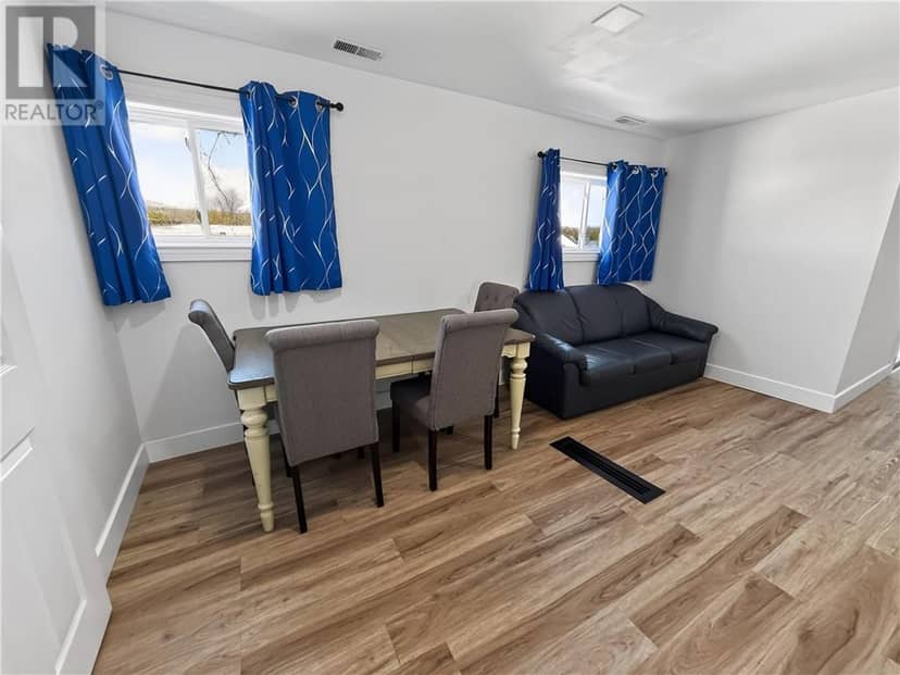 4 Eleanor Street — photo 29 of 40