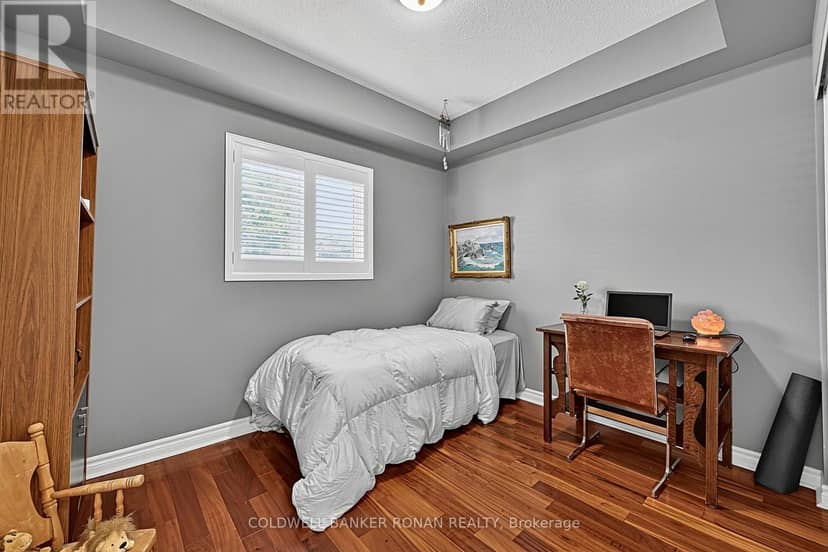 76 Gray Avenue — photo 16 of 37