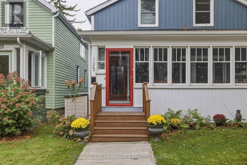 125 Pine Street, Gananoque, photo 4