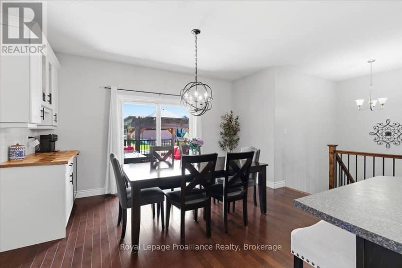109 Pinnacle Street — photo 14 of 40