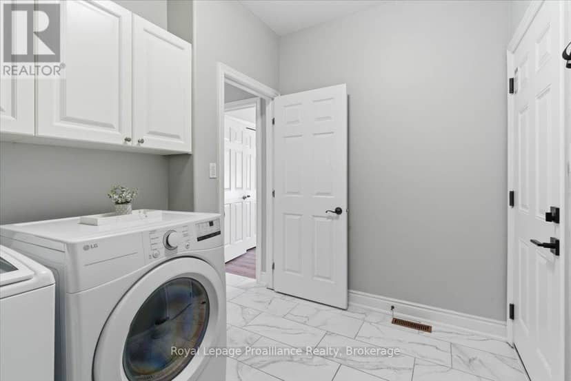 109 Pinnacle Street — photo 22 of 40