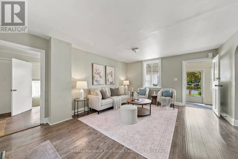 344 D'Arcy Street — photo 6 of 35