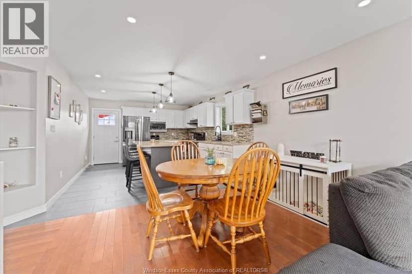 98 Hazel Crescent — photo 8 of 38