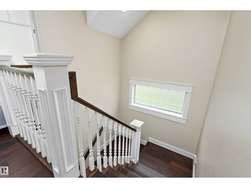 36 Sunset Harbour — photo 21 of 40