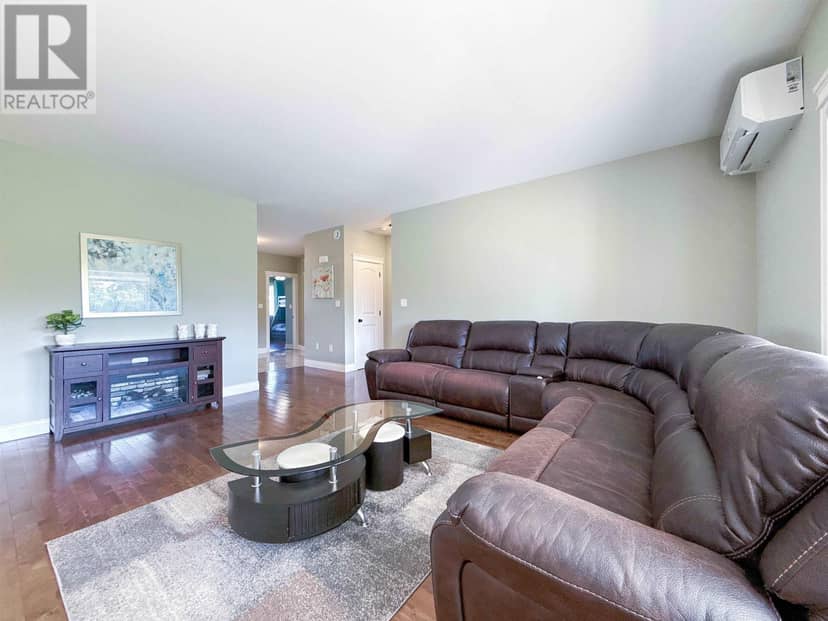 54 Ferry Road — photo 11 of 40