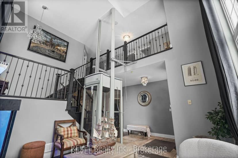 6600 Richard Crescent — photo 8 of 40