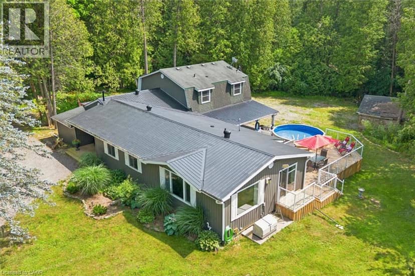 14 ASH Street, Eden Mills, photo 3