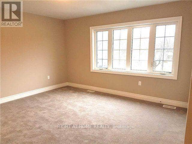 11 Richmond Park Drive — photo 14 of 21