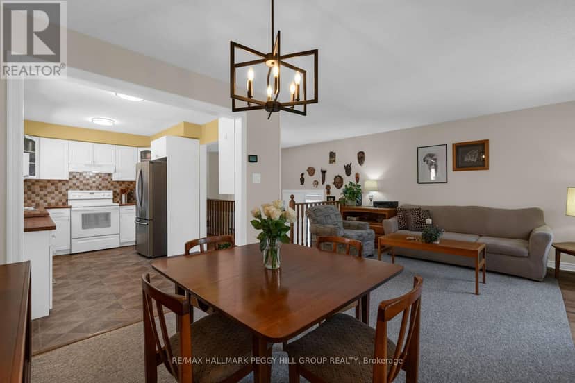5 Barwick Drive, Barrie, photo 2