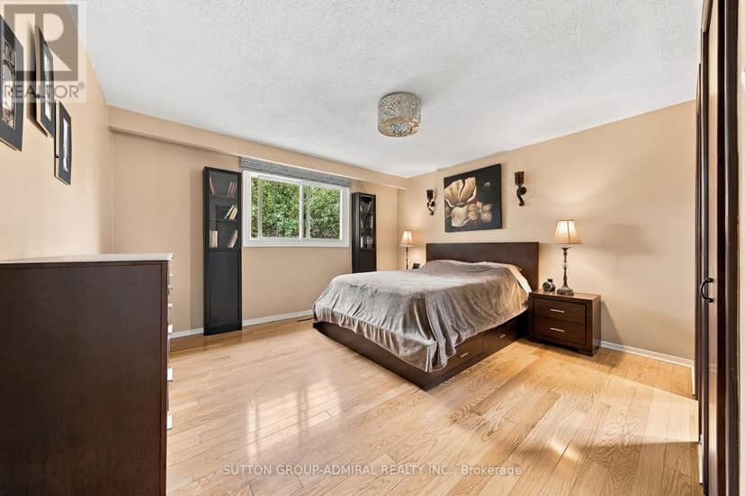 1871 Silverberry Crescent — photo 24 of 40