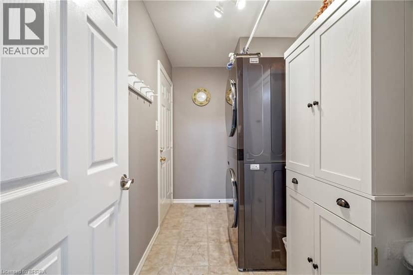 24 GRIFFITHS Drive Unit# 9 — photo 21 of 40