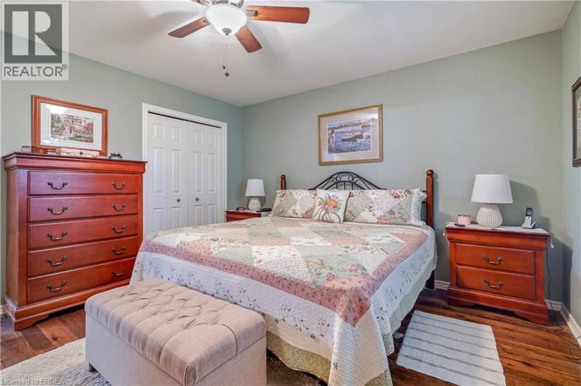 24 GRIFFITHS Drive Unit# 9 — photo 17 of 40