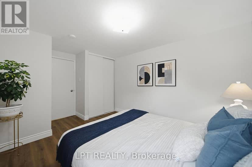 110 - 155 Glovers Road — photo 32 of 40