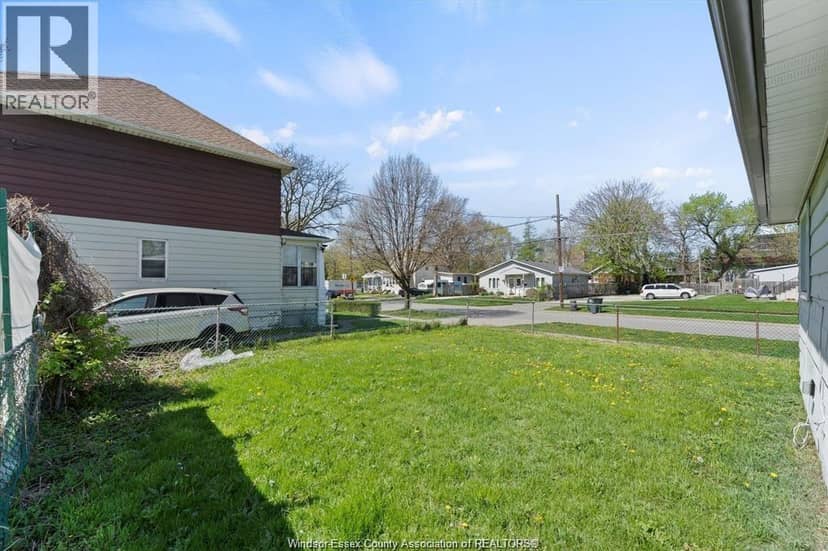 561 Chippawa Street — photo 20 of 22