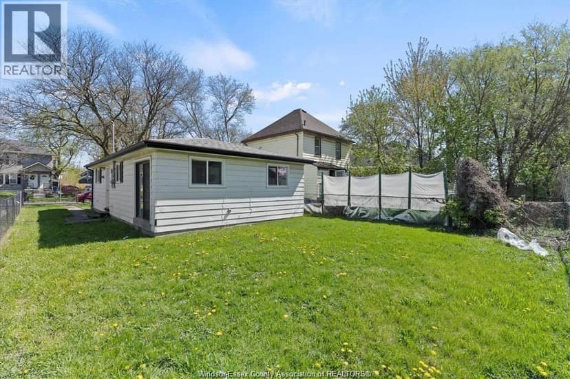 561 Chippawa Street — photo 21 of 22