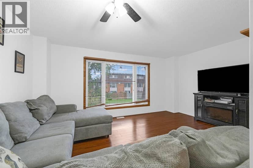 6312 Thornberry — photo 9 of 40