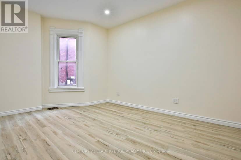 9 Borden Street — photo 10 of 40