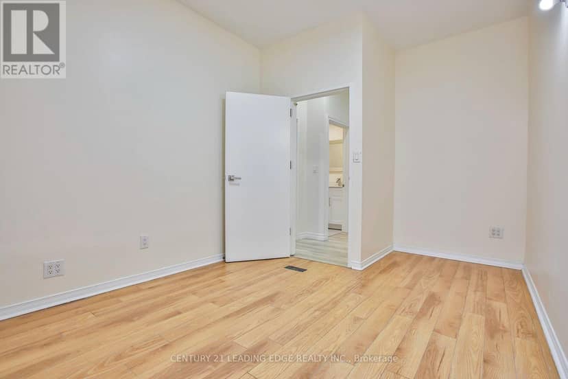 9 Borden Street — photo 21 of 40