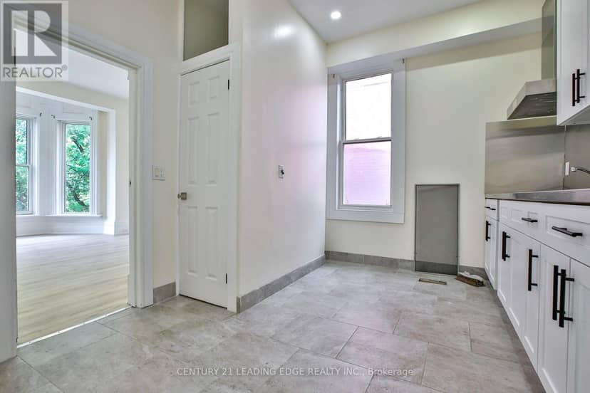 9 Borden Street — photo 30 of 40