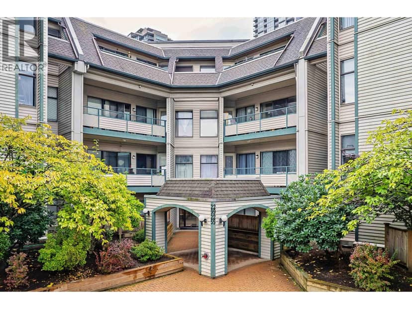 305 2925 GLEN DRIVE, Coquitlam