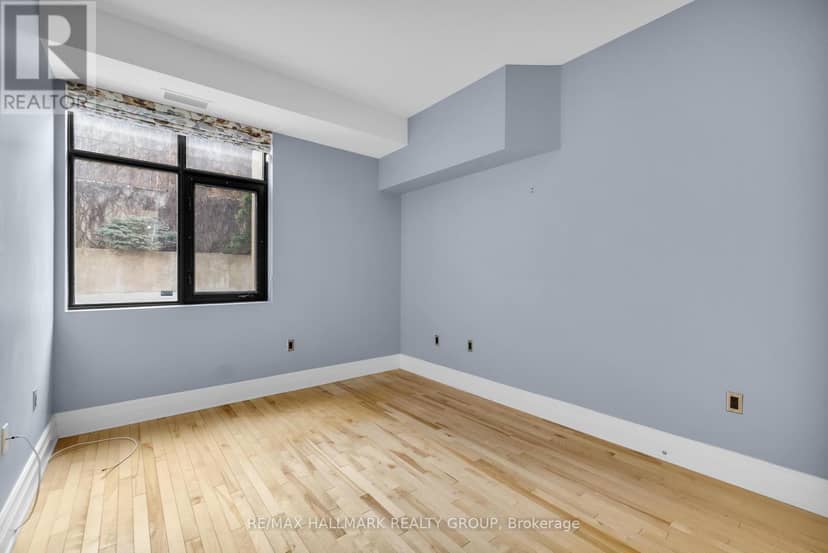 203 - 260 Besserer Street — photo 19 of 25