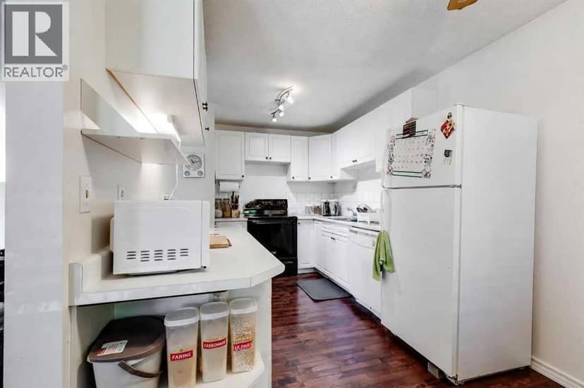 933 Marcombe Drive NE, Calgary, photo 4