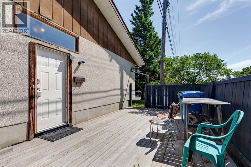 933 Marcombe Drive NE — photo 18 of 21
