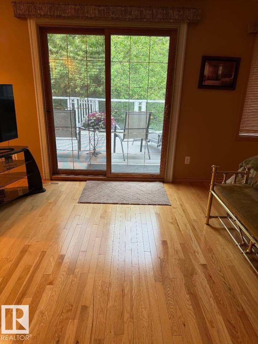 29 Lindbergh Cr — photo 18 of 34