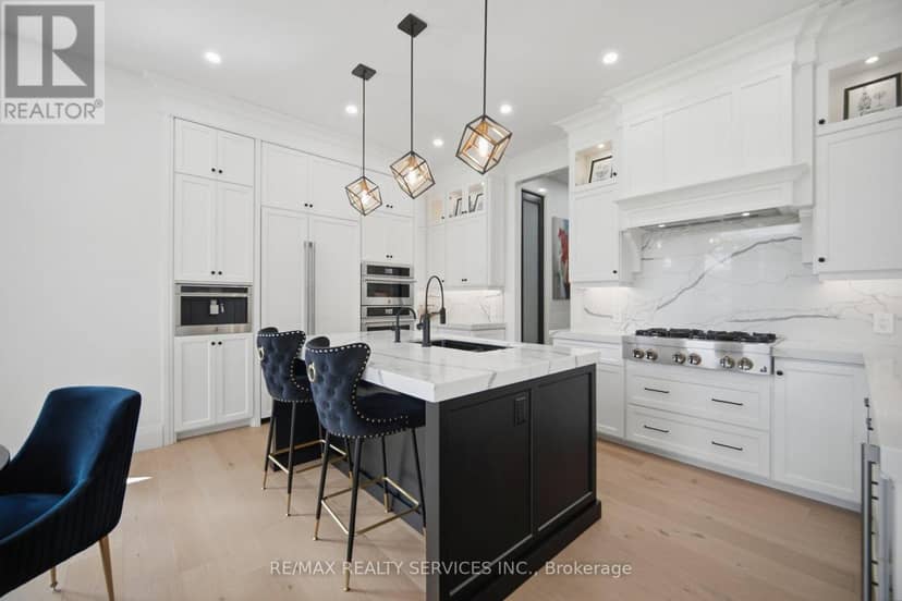 56 Augustus Street — photo 21 of 40