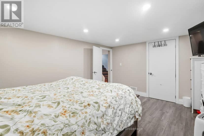 226 Delhi Street — photo 26 of 31