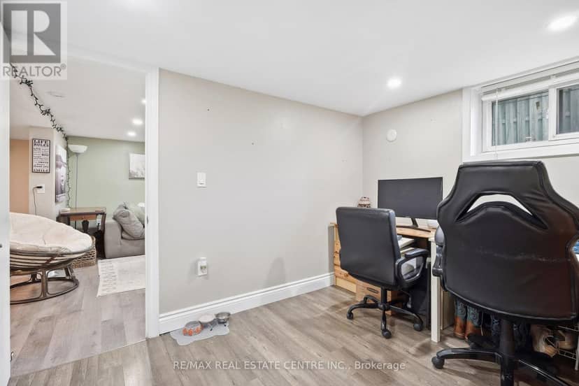 226 Delhi Street — photo 28 of 31
