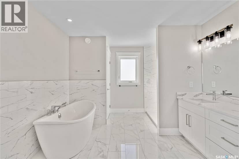 462 Yuel CRESCENT — photo 29 of 40