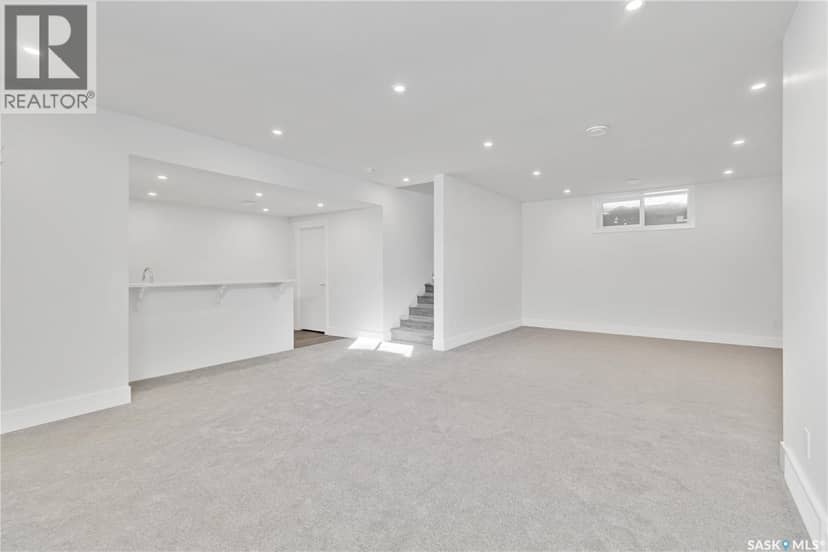 462 Yuel CRESCENT — photo 40 of 40