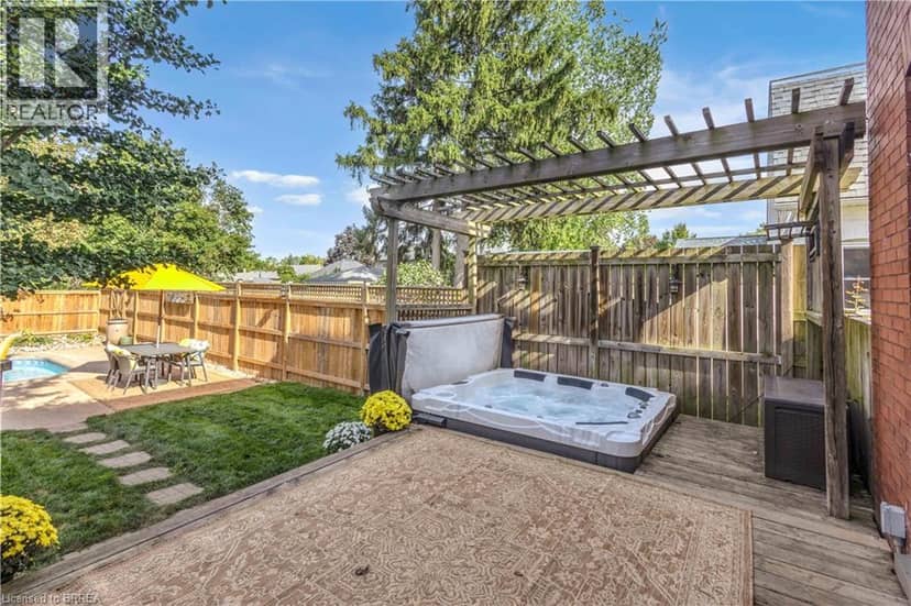 17 ALEXANDER Avenue — photo 33 of 40