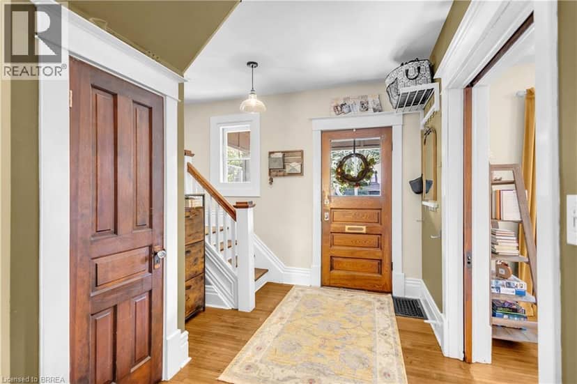 17 ALEXANDER Avenue — photo 4 of 40