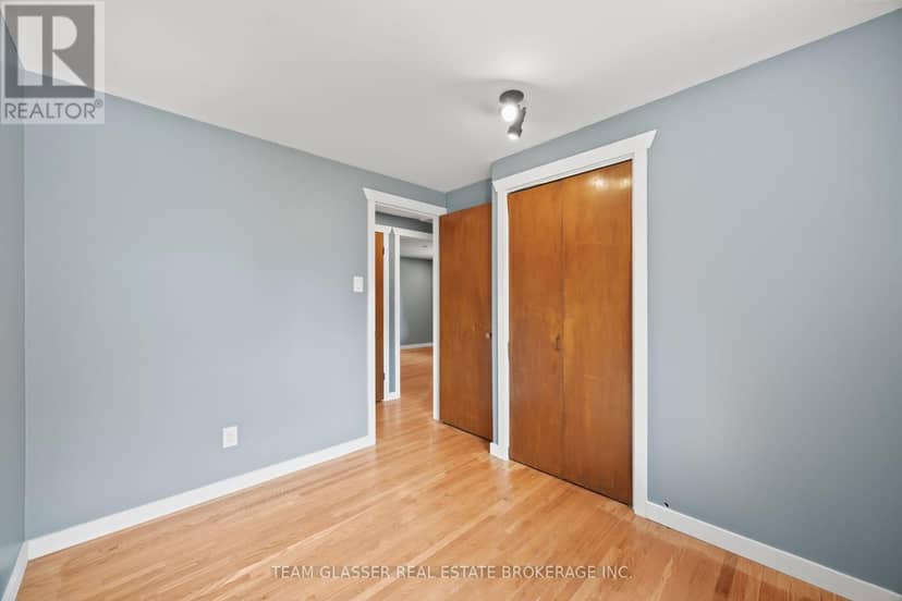 6 Heath Place — photo 24 of 40