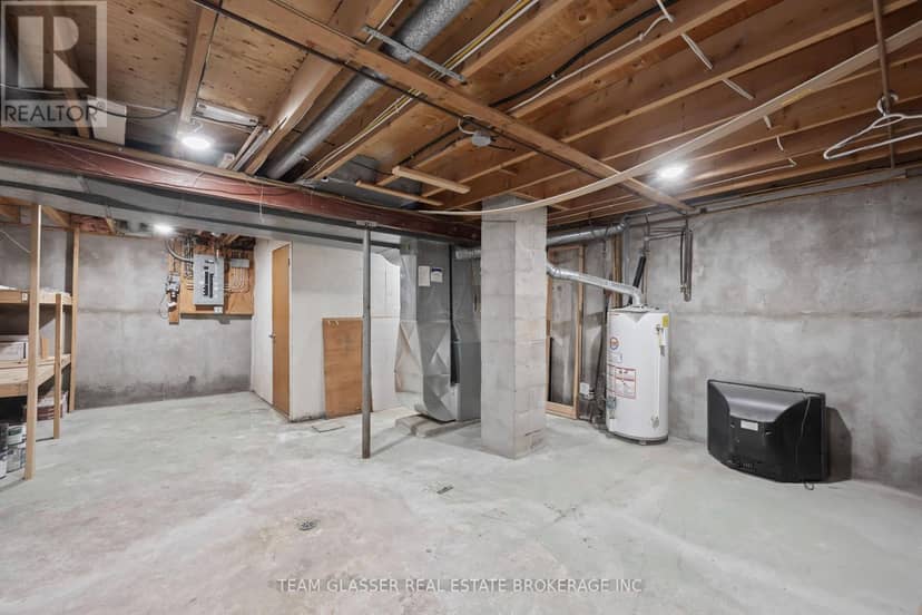 6 Heath Place — photo 33 of 40