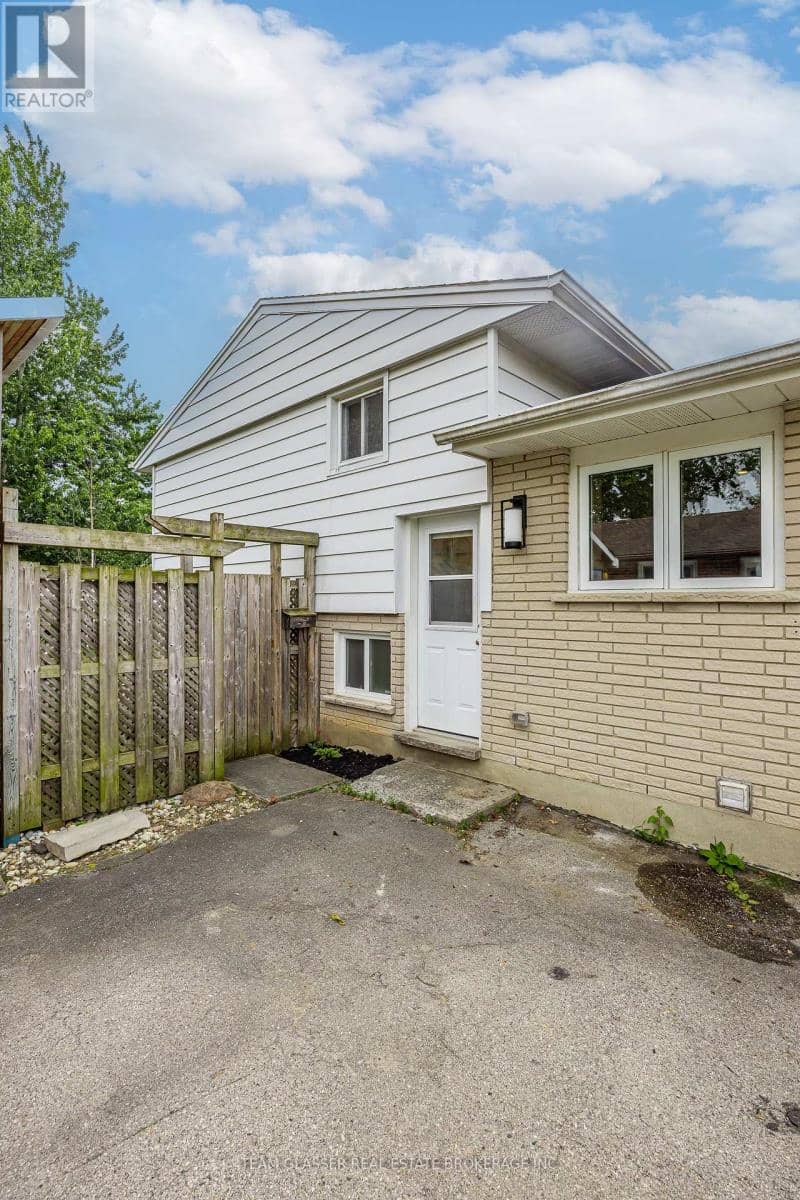 6 Heath Place — photo 34 of 40