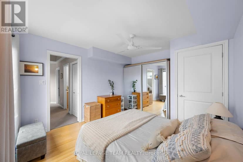 B - 92 Holland Avenue — photo 21 of 40