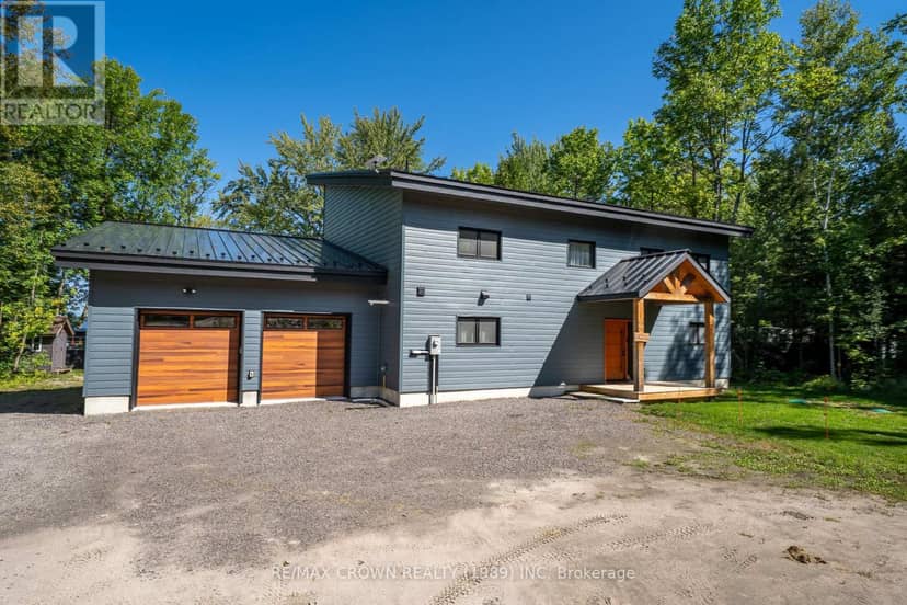 560 Pinecreek Crescent, Callander, photo 2