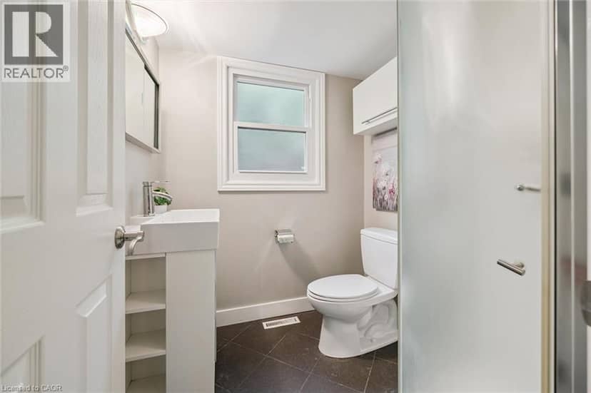 58 BRADLEY Drive — photo 25 of 37