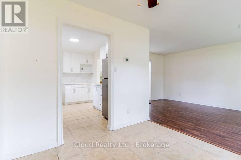 229 Cook Street, Barrie, photo 8