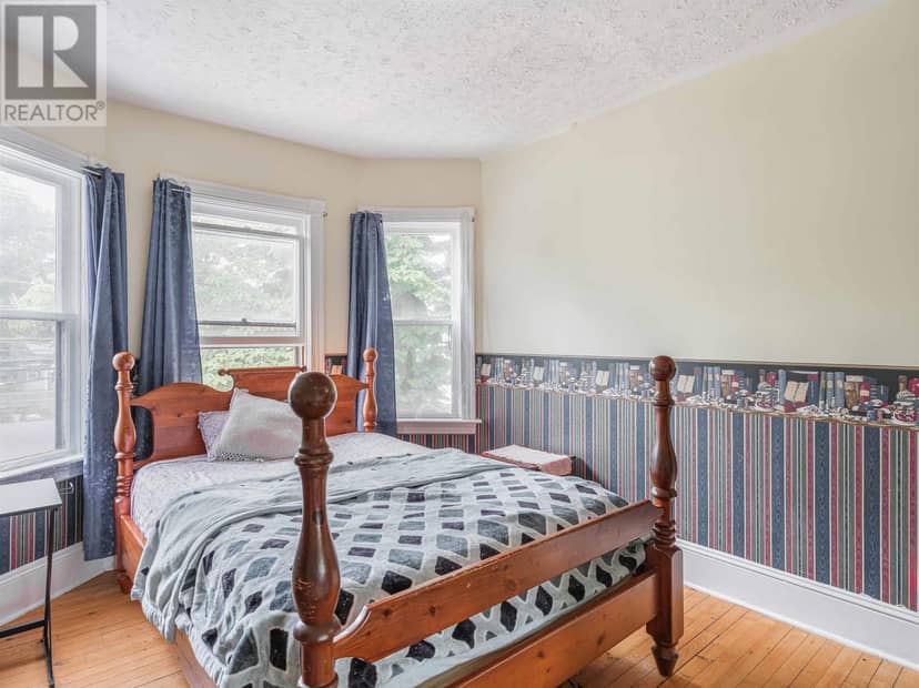 146 Central Street — photo 16 of 25