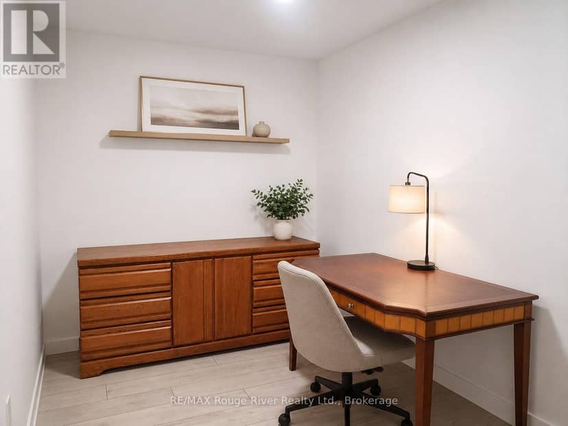 439 - 1614 Charles Street — photo 12 of 28