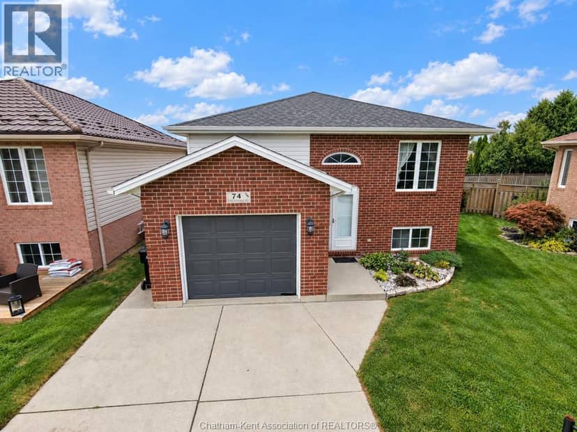 74 Fieldstone PLACE — photo 2 of 31