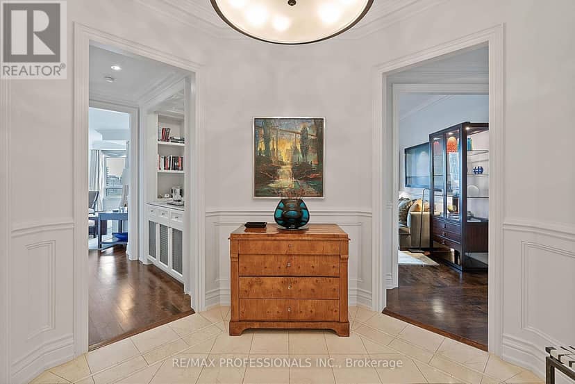 SUBPH3 - 99 Avenue Road — photo 4 of 40