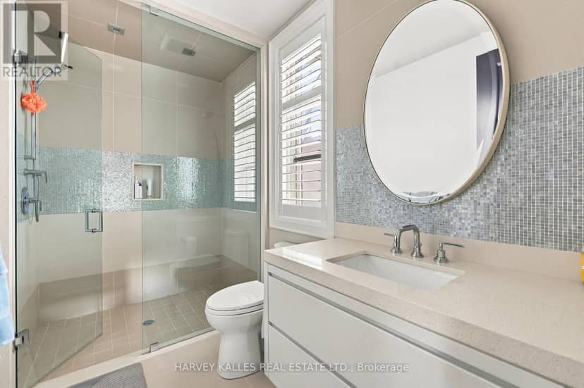221 Dunvegan Road — photo 30 of 40