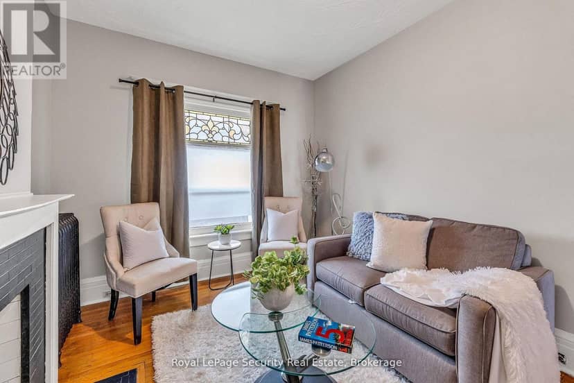667 Ossington Avenue — photo 15 of 40