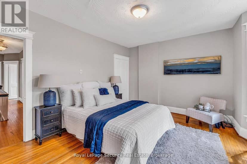 667 Ossington Avenue — photo 29 of 40